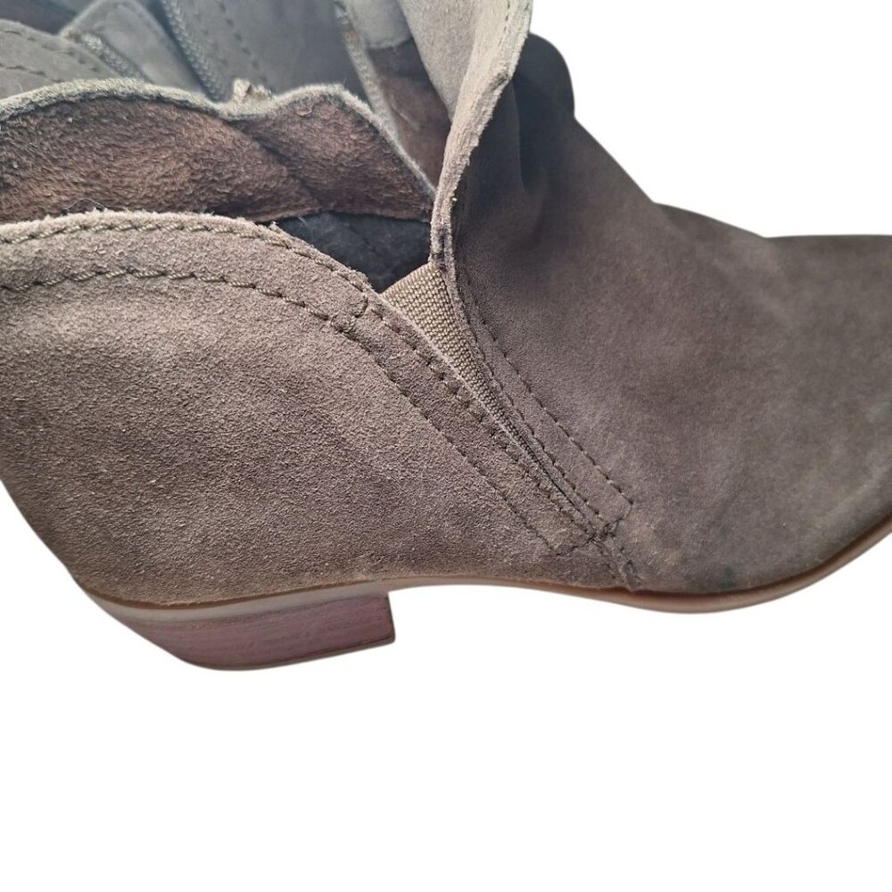 Diba Ankle Booties Low Heel Brown Zip Womens‎ US 6 Faux Suede - Picture 4 of 9